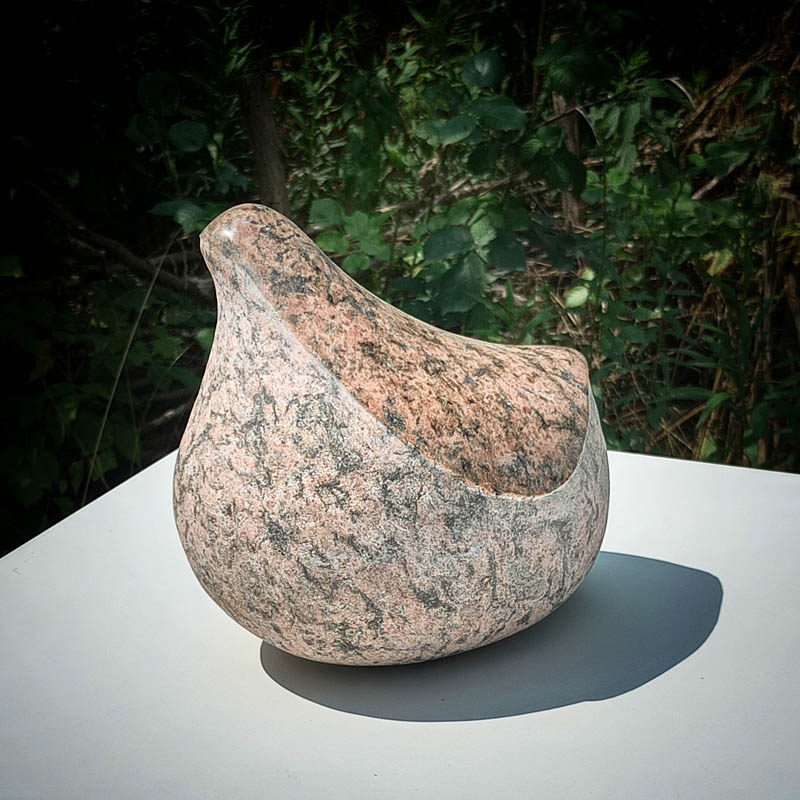 Vogel aus Stein